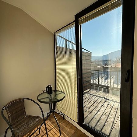 D And D Hotel Tbilisi Ngoại thất bức ảnh