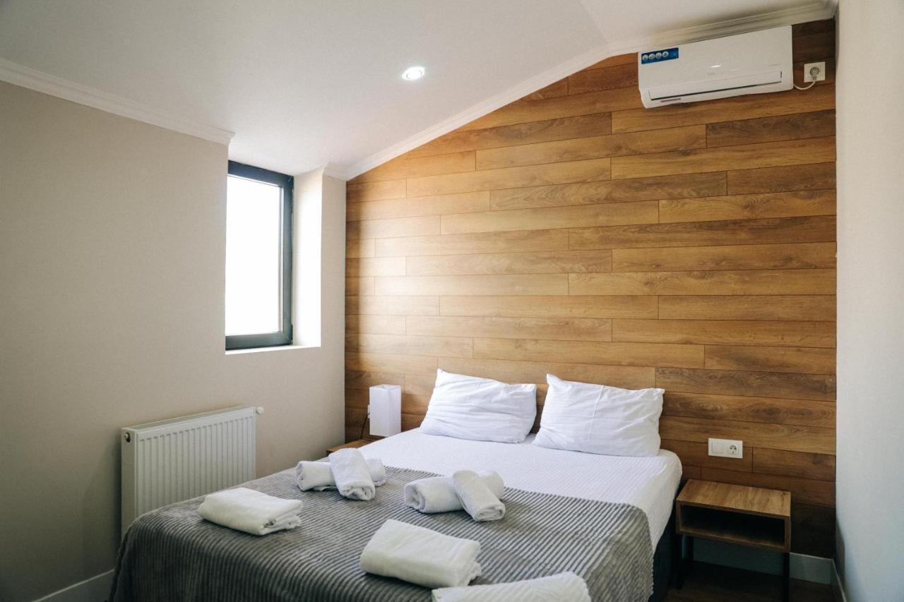 D And D Hotel Tbilisi Ngoại thất bức ảnh